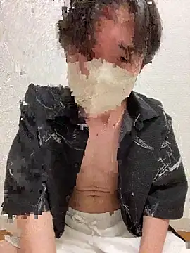 Yuma0718 online show from March 7, 1:20 pm