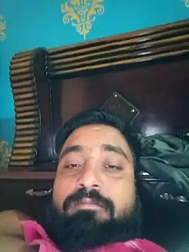Snapshot of Raju_fuckerr chatting on October 9, 8:52 am Raju fuckerr online show from October 9, 8:52 am