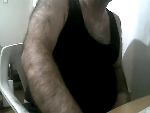 Snapshot of gerek27 chatting on October 18, 10:04 pm gerek27 online show from October 18, 10:04 pm