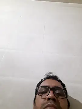 Hot-boy077 online show from March 12, 3:20 pm