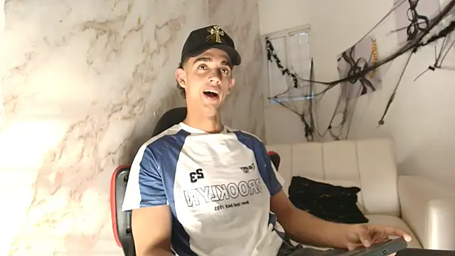 nathan shimmer online show from November 1, 9:08 pm