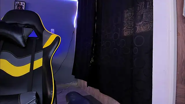 alexgiraldo   online show from November 5, 12:40 pm