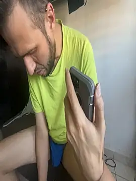 Alexitho25 online show from October 6, 10:03 pm