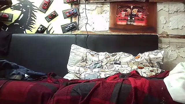 lovehairymature90 online show from November 16, 8:05 am