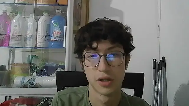Snapshot of Kevintdx chatting on October 3, 4:17 am Kevintdx online show from October 3, 4:17 am
