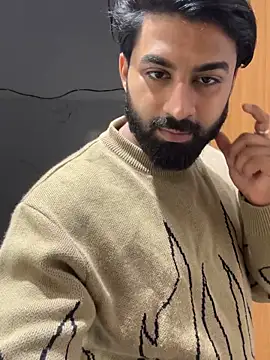 hottestboy03 online show from February 6, 7:16 am