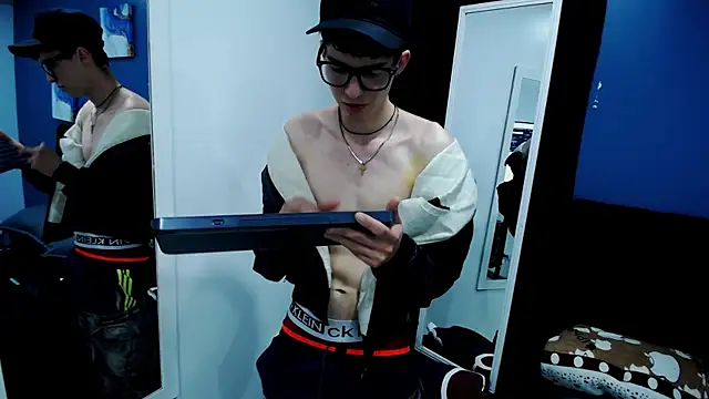 Jheampiiero online show from October 25, 1:57 pm