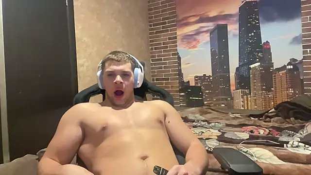 MusclePhantom online show from October 26, 9:06 pm