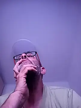 gigolobcn online show from March 28, 9:59 pm