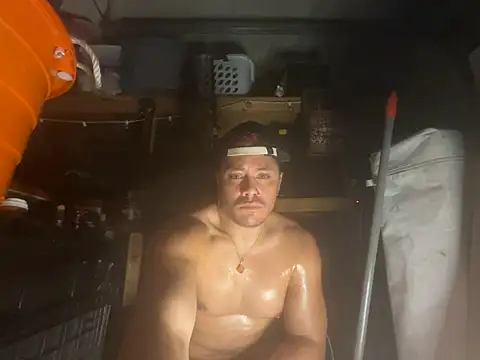 GirThyDock online show from April 4, 9:17 am