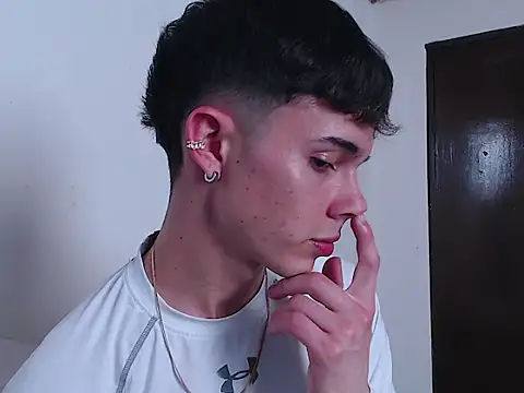 john vichenso online show from March 11, 9:44 pm