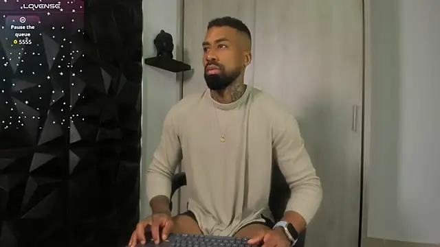 OstinDaniels online show from February 20, 10:00 pm