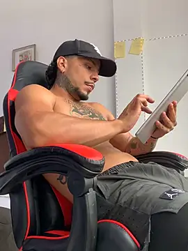 DeimonOficial online show from September 30, 9:29 pm