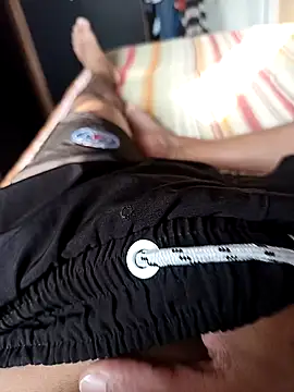 comobucetinhas online show from October 6, 7:40 pm