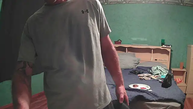 IsAparty online show from October 9, 7:35 am