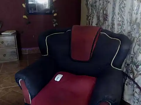 Snapshot of Jffer_sLHom chatting on October 14, 6:37 pm Jffer sLHom online show from October 14, 6:37 pm