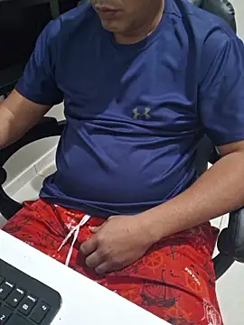 Carloskasado online show from November 1, 2:59 am