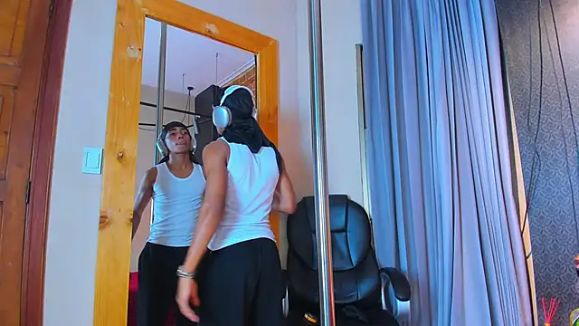 AlanCutee online show from November 12, 11:27 am