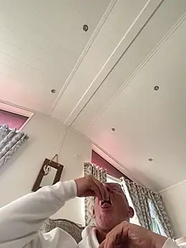 philefc online show from September 21, 3:01 pm