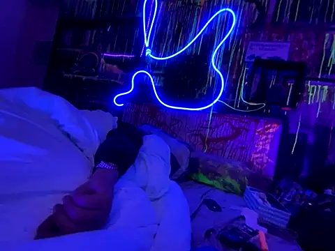 3615-ULLA online show from October 26, 4:53 pm