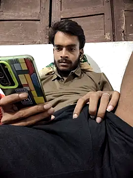 Snapshot of yashuuuu021 chatting on September 17, 6:20 pm yashuuuu021 online show from September 17, 6:20 pm