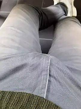 Snapshot of JoaoPedro17cm chatting on September 22, 6:51 pm JoaoPedro17cm online show from September 22, 6:51 pm