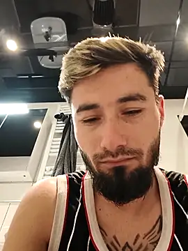 Negrila25 online show from February 15, 10:46 am