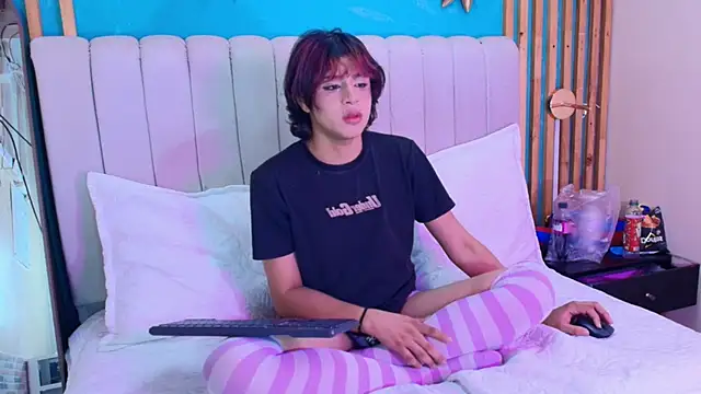 Dan Copers online show from June 18, 8:03 pm
