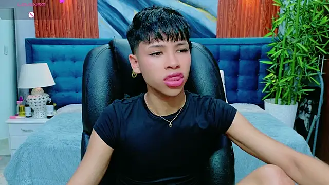 dilan 911 online show from February 27, 6:40 pm