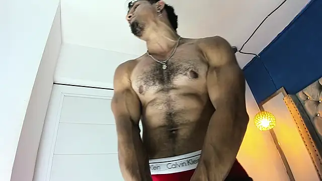 latinhotmuscle online show from June 9, 9:05 pm