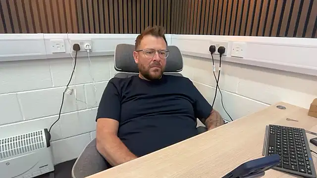 bilf1978 online show from March 3, 6:54 am