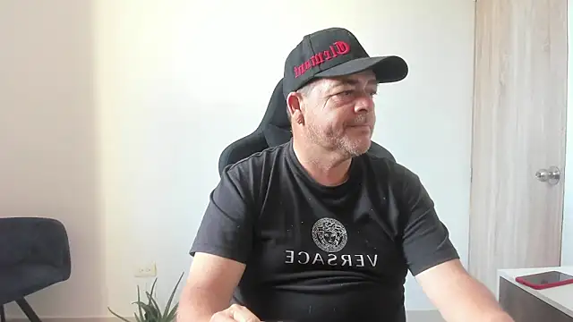 massimo dannger online show from September 25, 9:24 pm