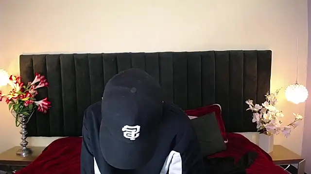 jhos padill online show from February 13, 2:00 pm