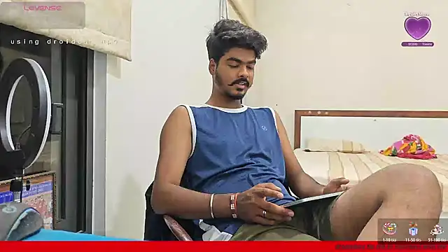 Snapshot of mrbuddy85 chatting on October 18, 6:13 pm mrbuddy85 online show from October 18, 6:13 pm