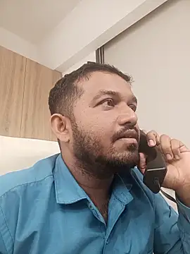 VJ17 online show from December 5, 1:29 pm