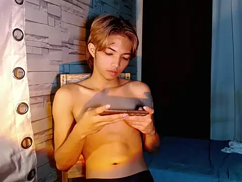 addicted to alex online show from January 18, 5:26 pm