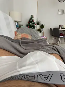 -Styleto online show from December 15, 3:09 pm