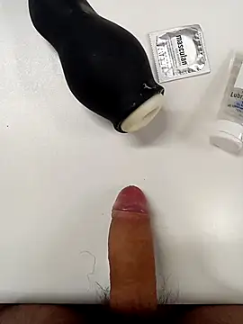 piciupiciu94 online show from January 13, 6:23 pm