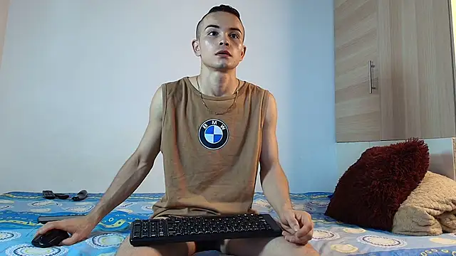 HARVEY HARDMAN online show from September 13, 7:26 pm