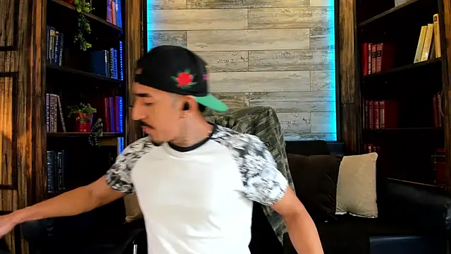 Donovan Desmond online show from January 5, 8:34 pm