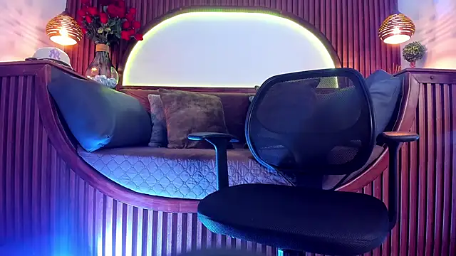 Donovan Desmond online show from February 3, 6:22 am