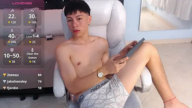 Snapshot of Abraham_horny18 chatting on October 18, 7:41 pm Abraham horny18 online show from October 18, 7:41 pm