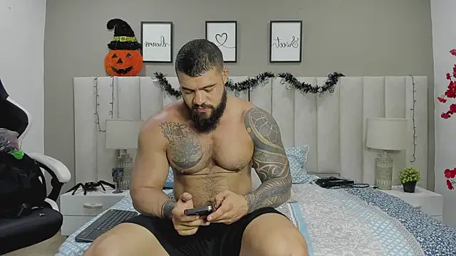Snapshot of college_muscle_ass1 chatting on October 18, 6:46 pm college muscle ass1 online show from October 18, 6:46 pm
