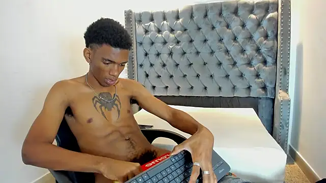 nero reyd online show from April 20, 7:16 pm