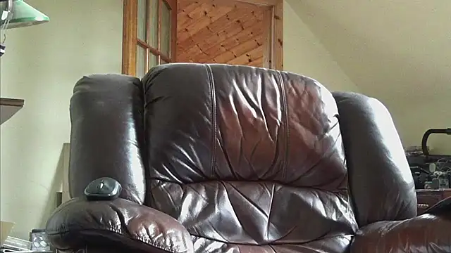 janzer13 online show from October 9, 12:43 pm