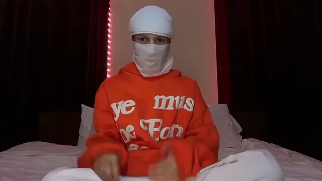 holydirt luxeno1 online show from September 20, 4:51 pm