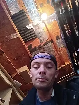 RichardW online show from February 23, 3:25 pm