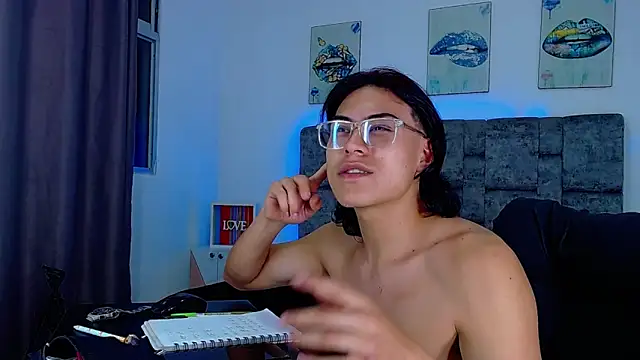 Snapshot of dirty_model chatting on October 6, 4:39 am dirty model online show from October 6, 4:39 am