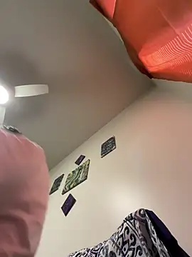 adamdamn online show from February 5, 7:43 pm