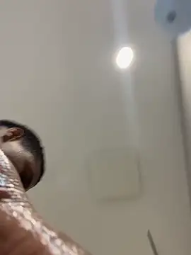 labishyoung25 online show from April 13, 5:02 pm